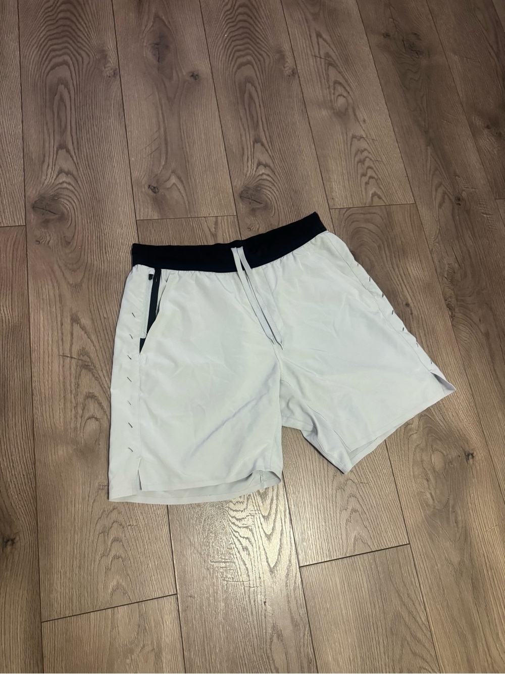 Ten Thousand Men's Gray Athletic Shorts Size Medium Inseam 7” Unlined